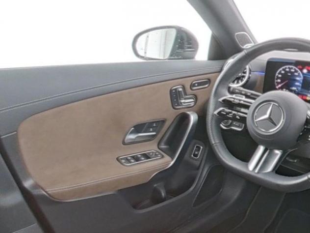 MERCEDES-BENZ CLA 200 Automatic Shooting Brake AMG Line Advanced Plus rif. 23828465 - Foto 9