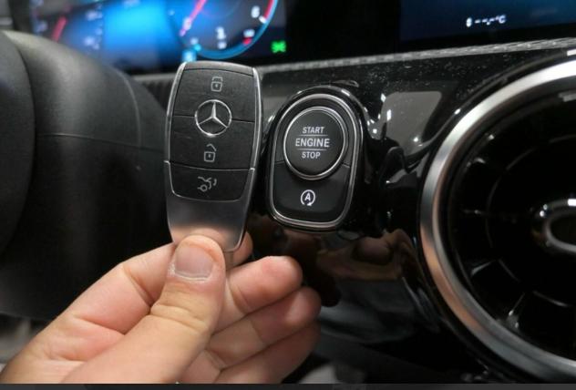 Mercedes-benz CLA 180 d Business - Foto 9