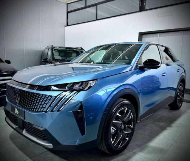 Peugeot 3008 1.2 Hybrid 145CV E-DCS6 Allure KM0 - Foto 3