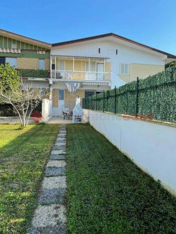 Villa a schiera - Terracina . Rif.: Cod. rif 3191419VRG