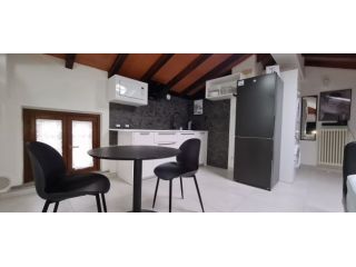 monolocale via vittime civili di guerra 16,Parma COMODO OSPEDALE