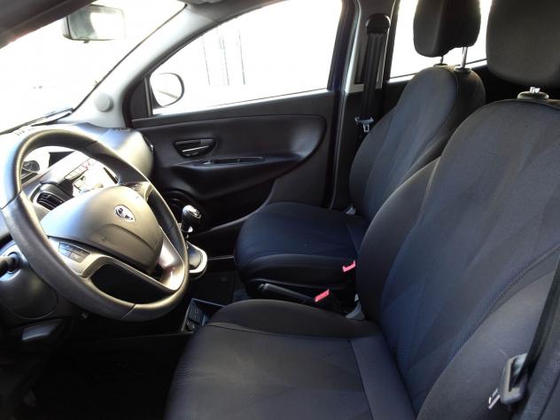 Lancia Ypsilon 3ª SERIE 1.0 FireFly 5 porte S&S Hybrid Ecochic Gold - Foto 8