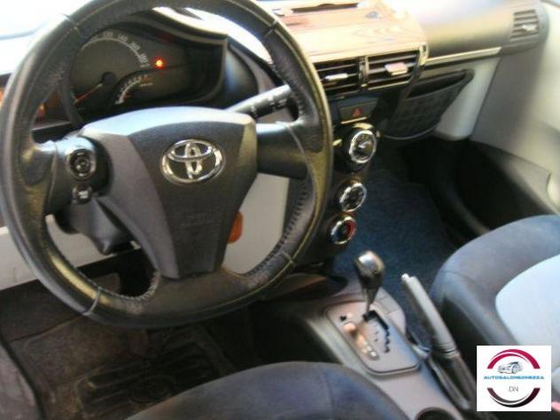 TOYOTA - iQ - 1.0 CVT Lounge - Foto 9