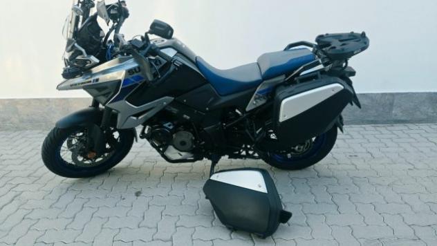 SUZUKI V-Strom 1050 DL 1050 XT ABS EURO 5 rif. 23838348 - Foto 9