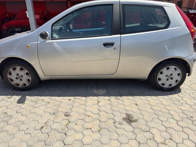 Fiat Punto ADATTA A NEOPATENTATI 1.2i 16V - Foto 8