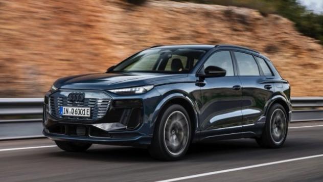AUDI Q6 e-tron performance S line rif. 23759236 - Foto 2