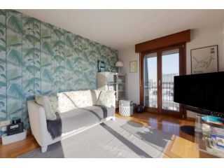 Bright apartment with terrace