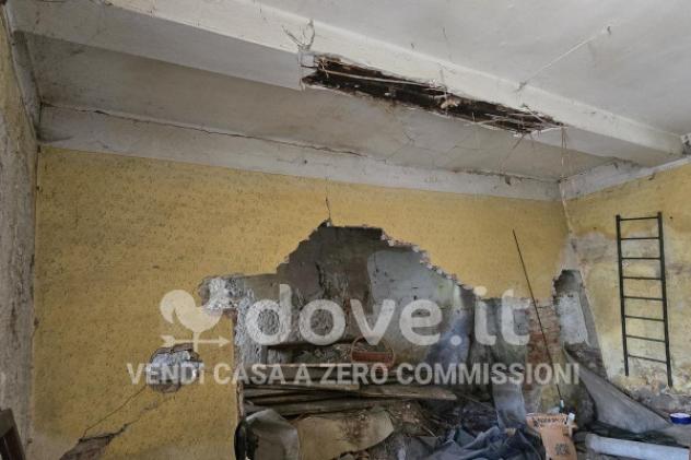Rustico / Casale di 179 m² con 5 locali e posto auto in vendita a Sangiano - Foto 6