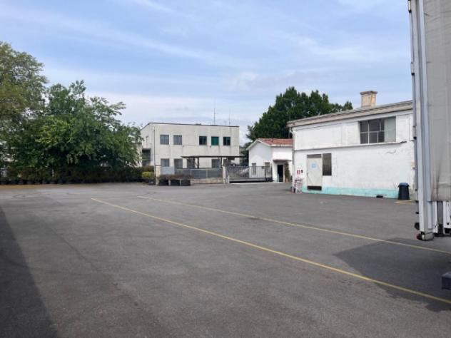 Immobile di 2100 m² con 3 locali in affitto a Castegnato - Foto 11