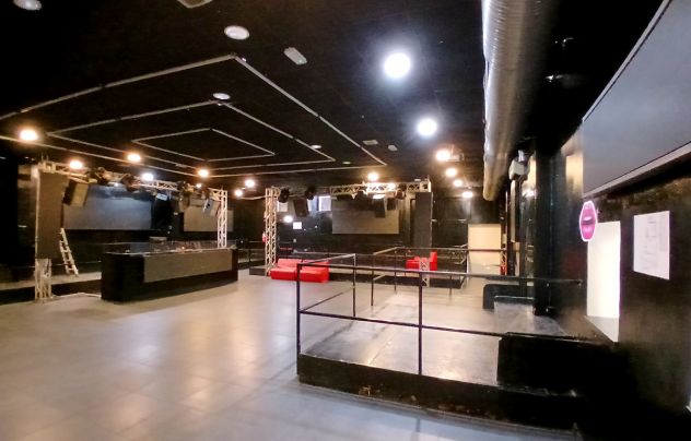 PIAN DI ROTA: Locale commerciale / Discoclub