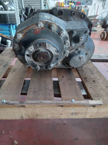 DIFFERENZIALE INTERMEDIO VOLVO RT3210HV 1.32=19X25 - Foto 2