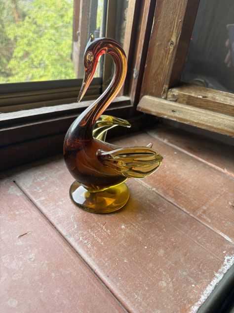 Cigno vintage in vetro artistico ambra – scultura decorativa 22 cm
