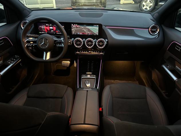 Mercedes-benz GLA 200d AMG Line '25 10milaKm - Foto 2