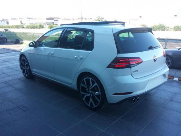 Volkswagen Golf GTD 2.0 DSG VIRTUAL PANO 19 NAVI PRO ACC LED DCC - Foto 5