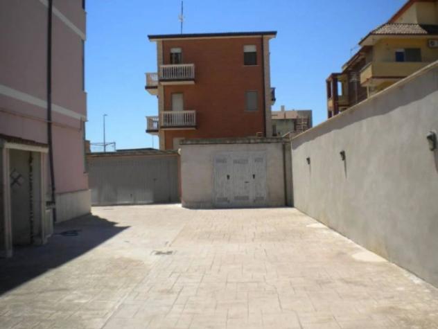Immobile in asta di 97 m² in vendita a Pomezia - Foto 9