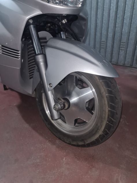 Suzuki Burgman AN 250 del 2003 - Foto 9