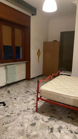 Offro affitto di 5 stanze singole a Mercato San Severino Centro