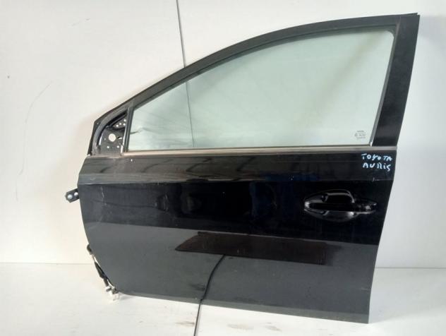 PORTA ANT. SX NERO MET ALZ E SER 999-U1306884 Carrozzeria  Lamierati esterni  Porte  Porta ant. dx. TOYOTA - AURIS 5 porte - 01-01-2013 - 01-06-2015,
