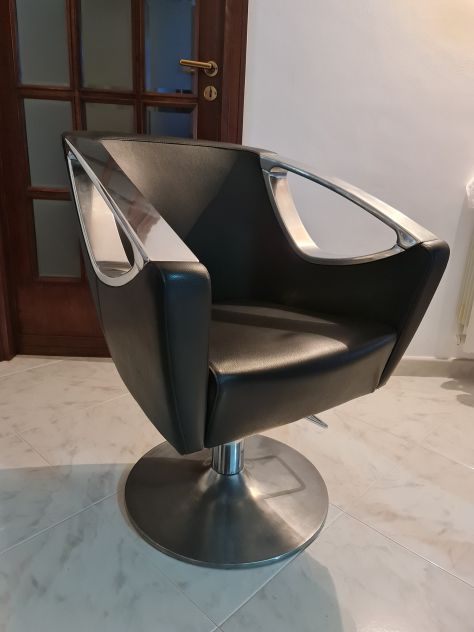 POLTRONA PER PARRUCCHIERI - Angelina Maletti -