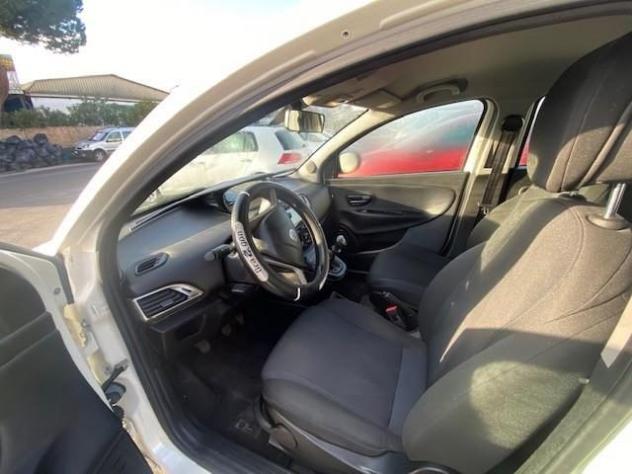 LANCIA Ypsilon 5 Porte 1.2 Ecochic 69cv Platinum my19 rif. 21132838 - Foto 4