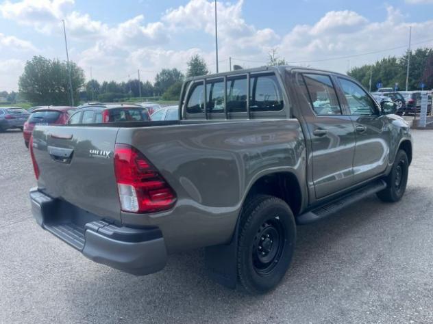 TOYOTA Hilux 2.4 D-4D A/T 4WD 4 porte Double Cab Comfort rif. 21991217 - Foto 8