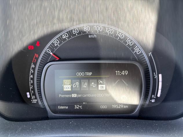 Toyota Aygo X 1.0 VVT-i 72 CV 5 porte JBL Special Edition - Foto 9