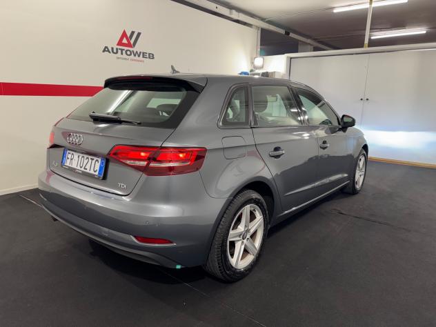 Audi A3 1.6 TDI 116 CV S tronic Sport - Foto 4