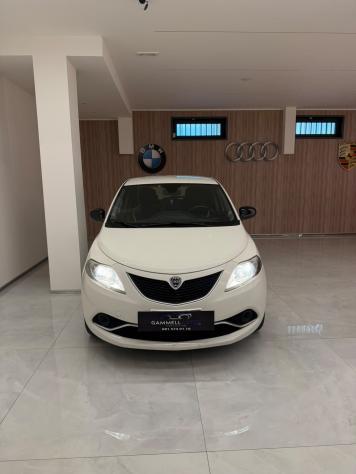 Lancia Ypsilon 1.3 MultiJet 95cv Stop&Start Silver
