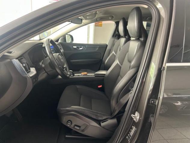 VOLVO XC60 B4 (d) AWD Geartronic Momentum Pro rif. 23713085 - Foto 7