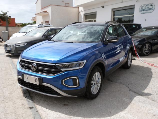 Volkswagen T-Roc 1.0 tsi Style 110cv - Foto 7