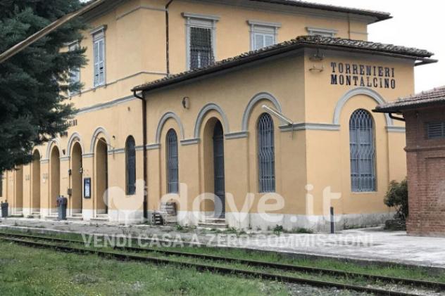 Appartamento di 166 m² con 5 locali in vendita a Montalcino - Foto 2