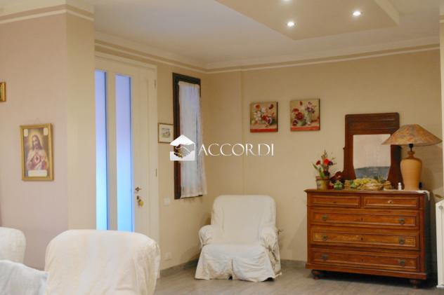VILLA A SCHIERA di 5 vani e di 210 mq (TREVIGNANO) rif. RS669_1 - Foto 6