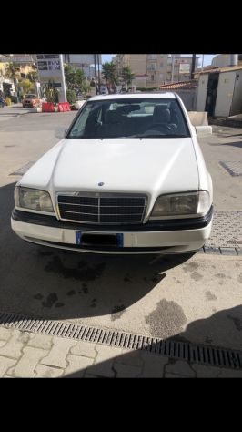 Mercedes 180 benzina