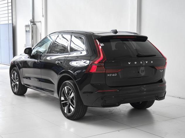 Volvo XC60 B5 AWD automatico Plus Dark - Foto 6