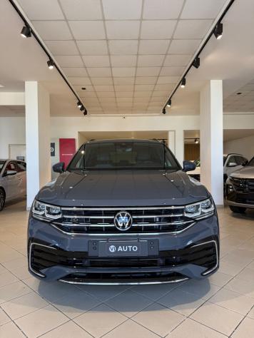 Volkswagen Tiguan 2.0 TDI 150 CV SCR DSG R-Line