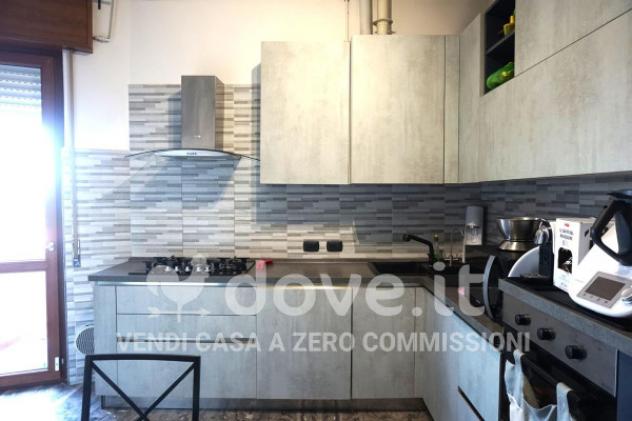 Appartamento di 94 m² con 3 locali e box auto in vendita a Limbiate - Foto 4