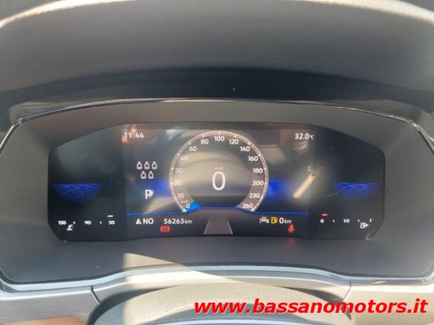VOLKSWAGEN Touran 1.5 TSI ACT DSG Business BlueMotionTechnology rif. 23800124 - Foto 8