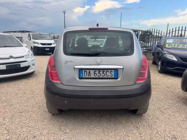 Lancia Ypsilon 1.2 Oro - Foto 7