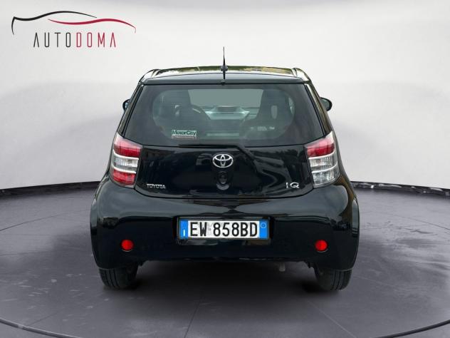 Toyota iQ 1.0 VVT-i Active - Foto 7