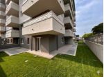 Appartamento di 132 m² con 4 locali e box auto in vendita a Verona
