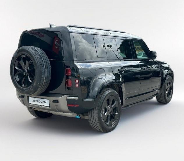 Land Rover Defender (2019) LAND ROVER 110 3.0D I6 200 CV AWD Auto X-Dynamic SE - Foto 2