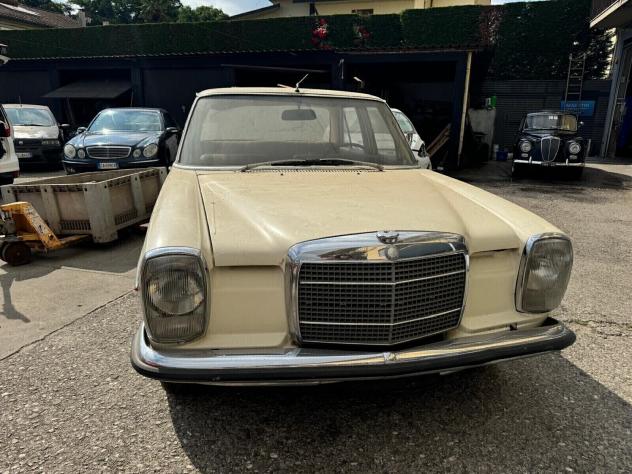 Mercedes-benz 200 Mercedes-Benz 200 D (W115) Anno 1972 - Foto 2