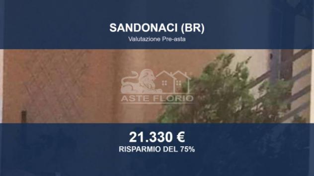 Immobile in asta di 236 m² con più di 5 locali in vendita a Guagnano