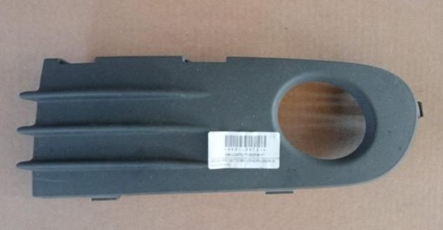 SEDE PROIETTORE FENDINEBBIA S. VERSIONE FENDI TONDO 30657007   VOLVO - V50 - 01-02-2004 - 01-06-2007