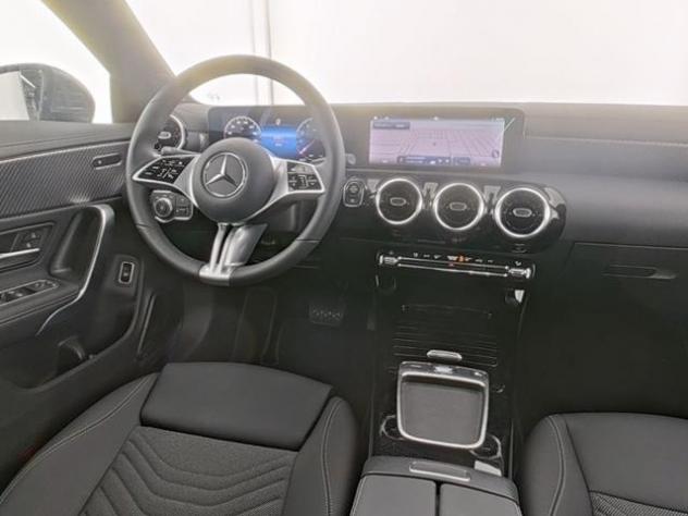 MERCEDES-BENZ CLA 180 Automatic Progressive Advanced rif. 24046624 - Foto 5