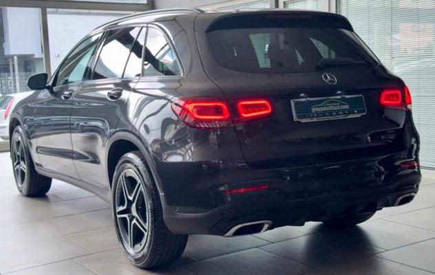 MERCEDES-BENZ GLC 220 d 194CV 4MATIC AIRMATIC Premium AMG Night Pack rif. 24181527 - Foto 5