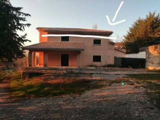 Porzione di villa via delle Brecce 105