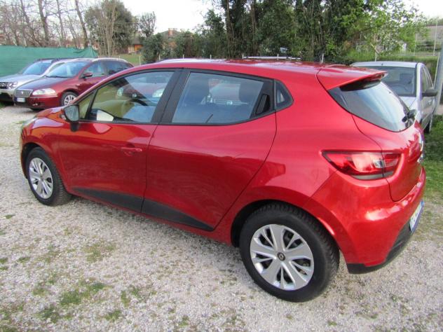 Renault Clio 1.2 75CV pochi km - Foto 6