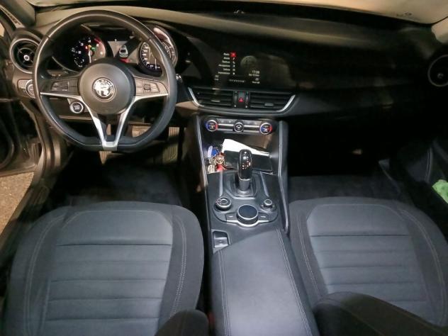 ALFA ROMEO Giulia (2016) Giulia 2.2 Turbodiesel 150 CV AT8 - Foto 5