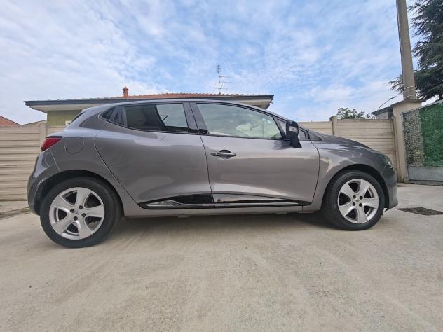 Renault Clio 1.2 75CV 5 porte Wave - Foto 4